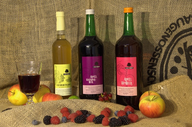 Säfte aus dem Hofladen Schöppl